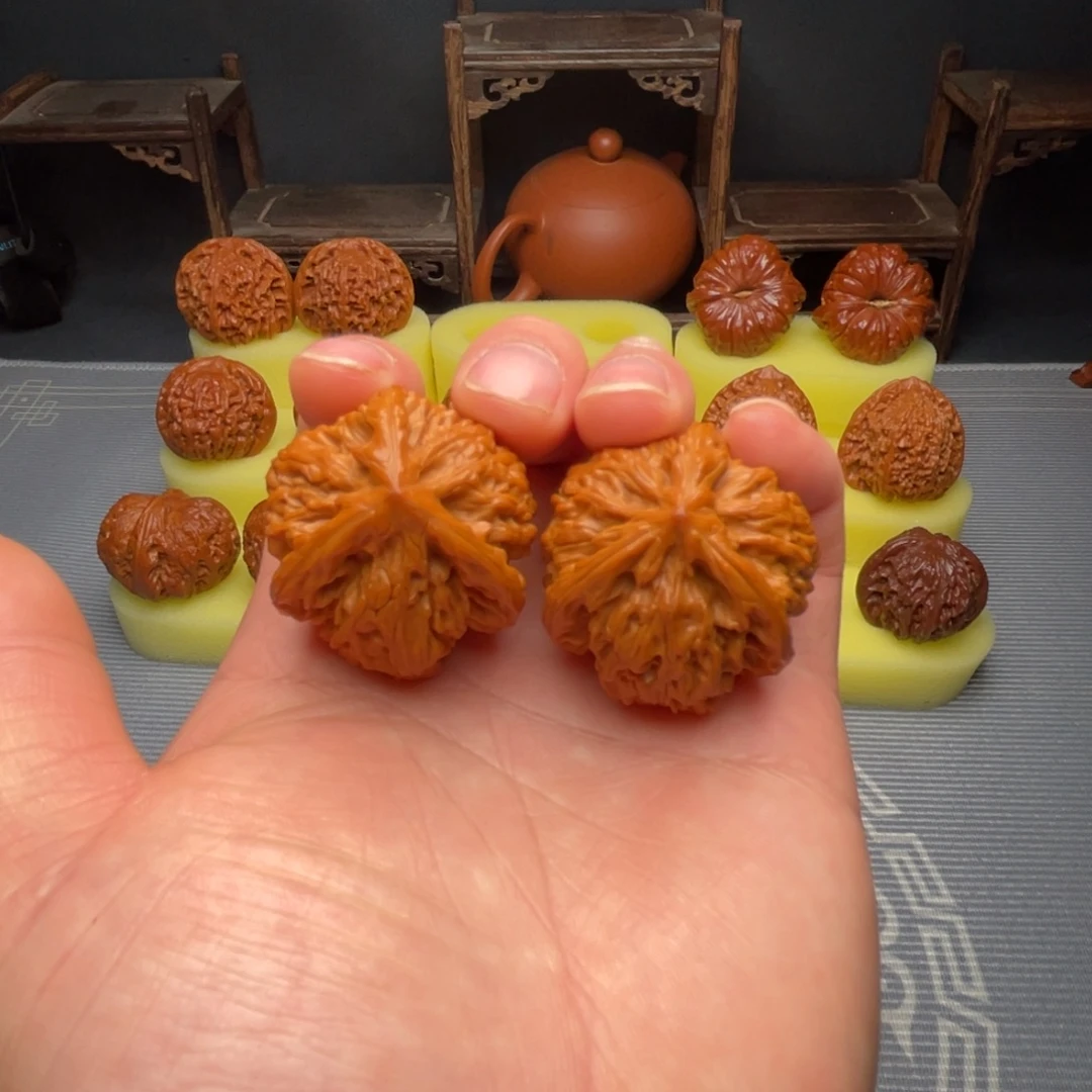 文玩核桃把件全品37玉龙正奔