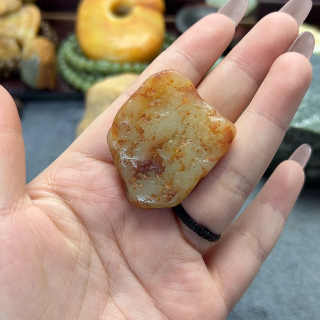 和田玉未镶嵌珠宝奇石