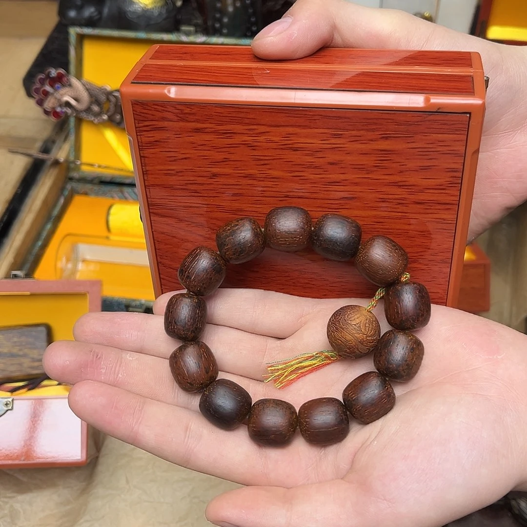 大叶紫檀（黑酸枝木类）