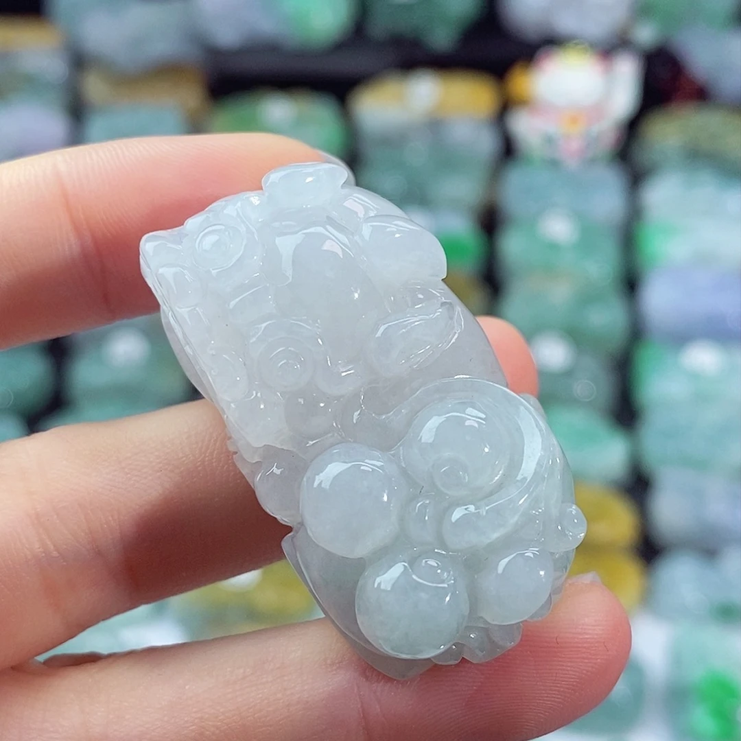 颈饰未镶嵌翡翠天然