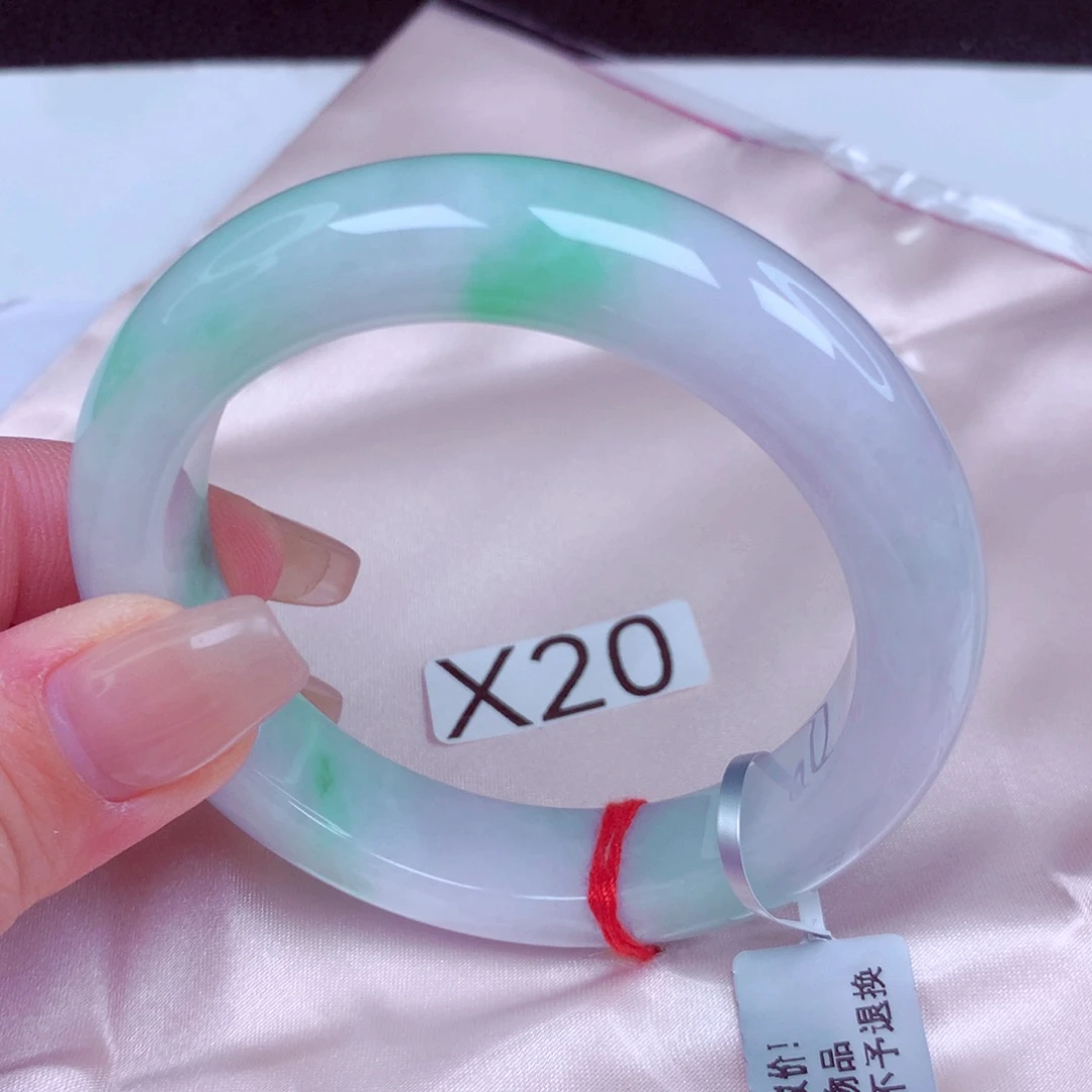 翡翠未镶嵌手镯手镯