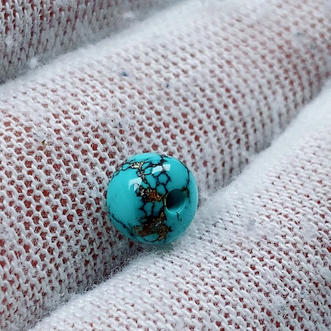 岁***月绿松石未镶嵌珠宝奇石