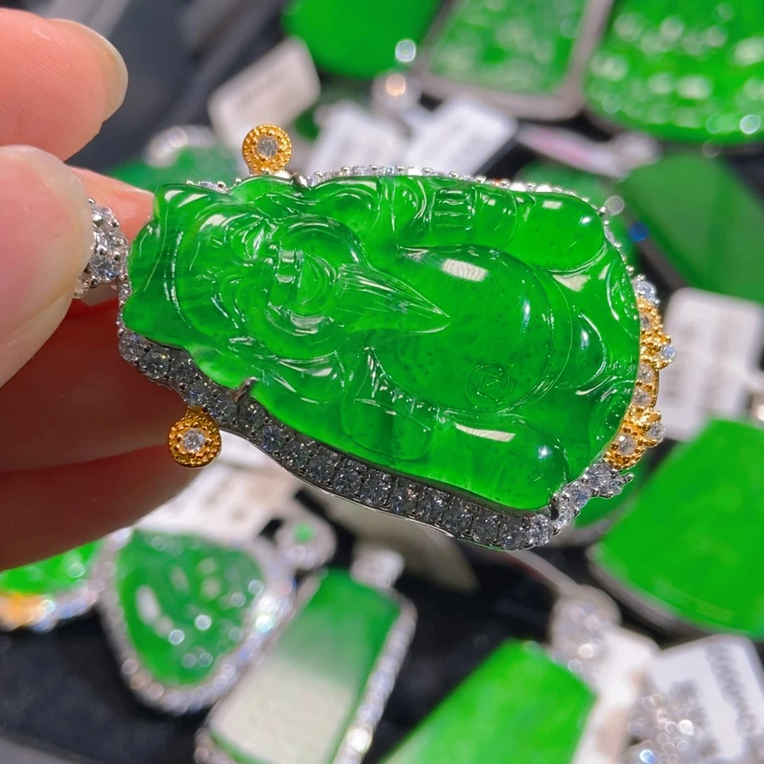 翡翠吊坠(不含链)未镶嵌