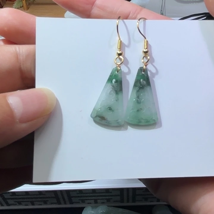 翡翠未镶嵌颈饰天然缅甸翡翠A货耳饰