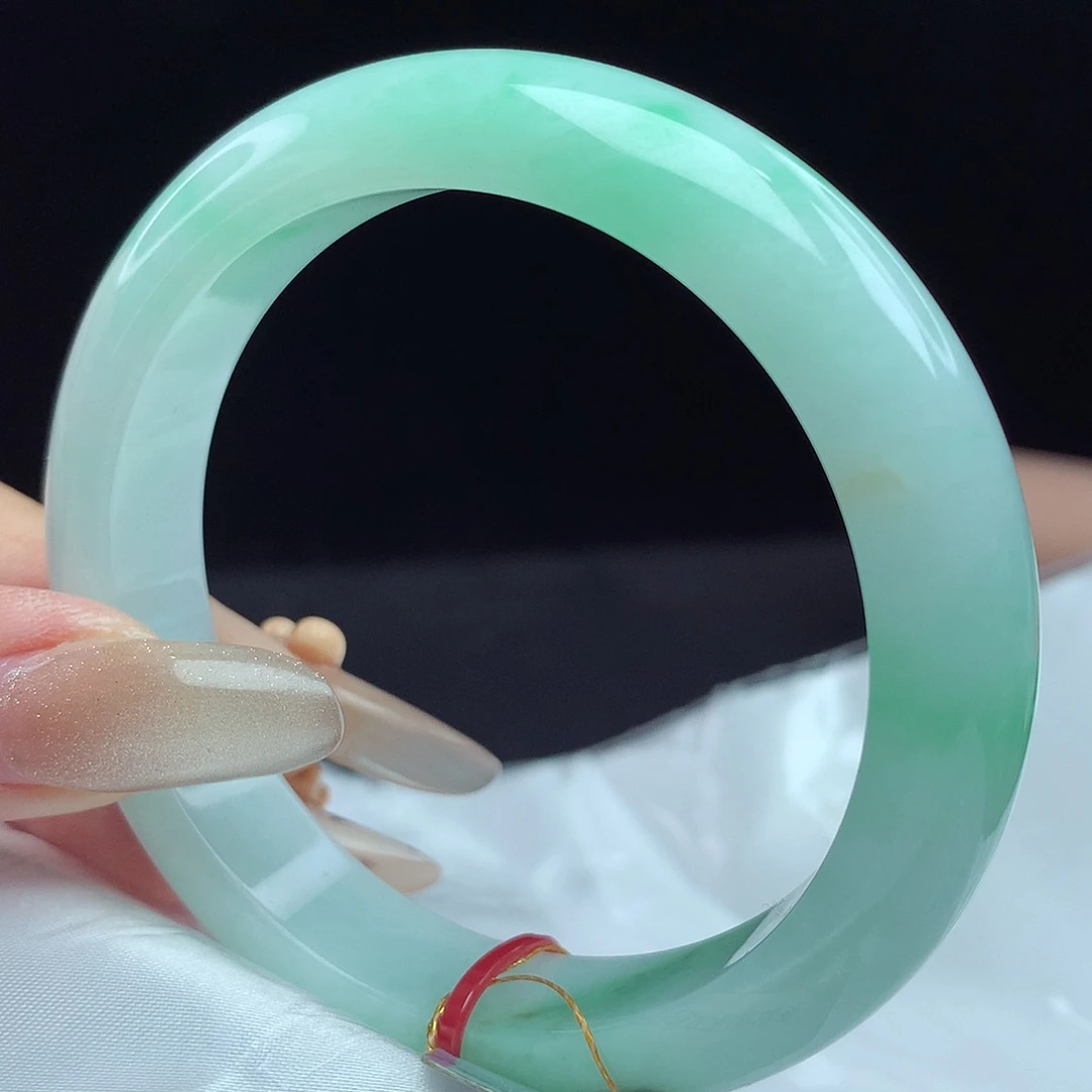 翡翠手镯未镶嵌55圈2119