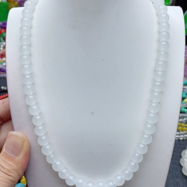 树脂制品40号白色项链