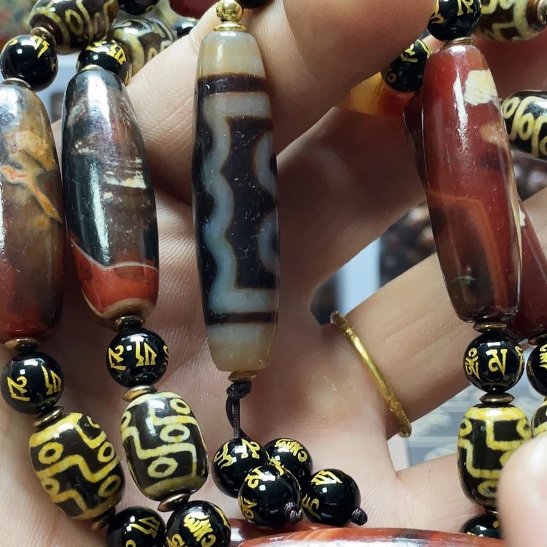 玛瑙/玉髓未镶嵌多样性发一