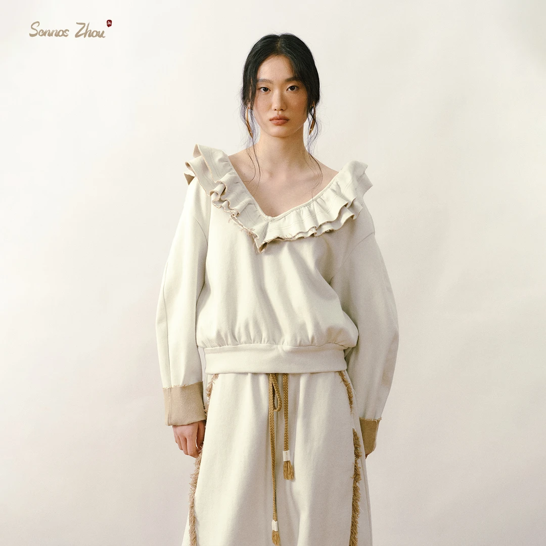 sennoszhou流云溯野弹力牛仔自然流苏荷叶边卫衣Z52032