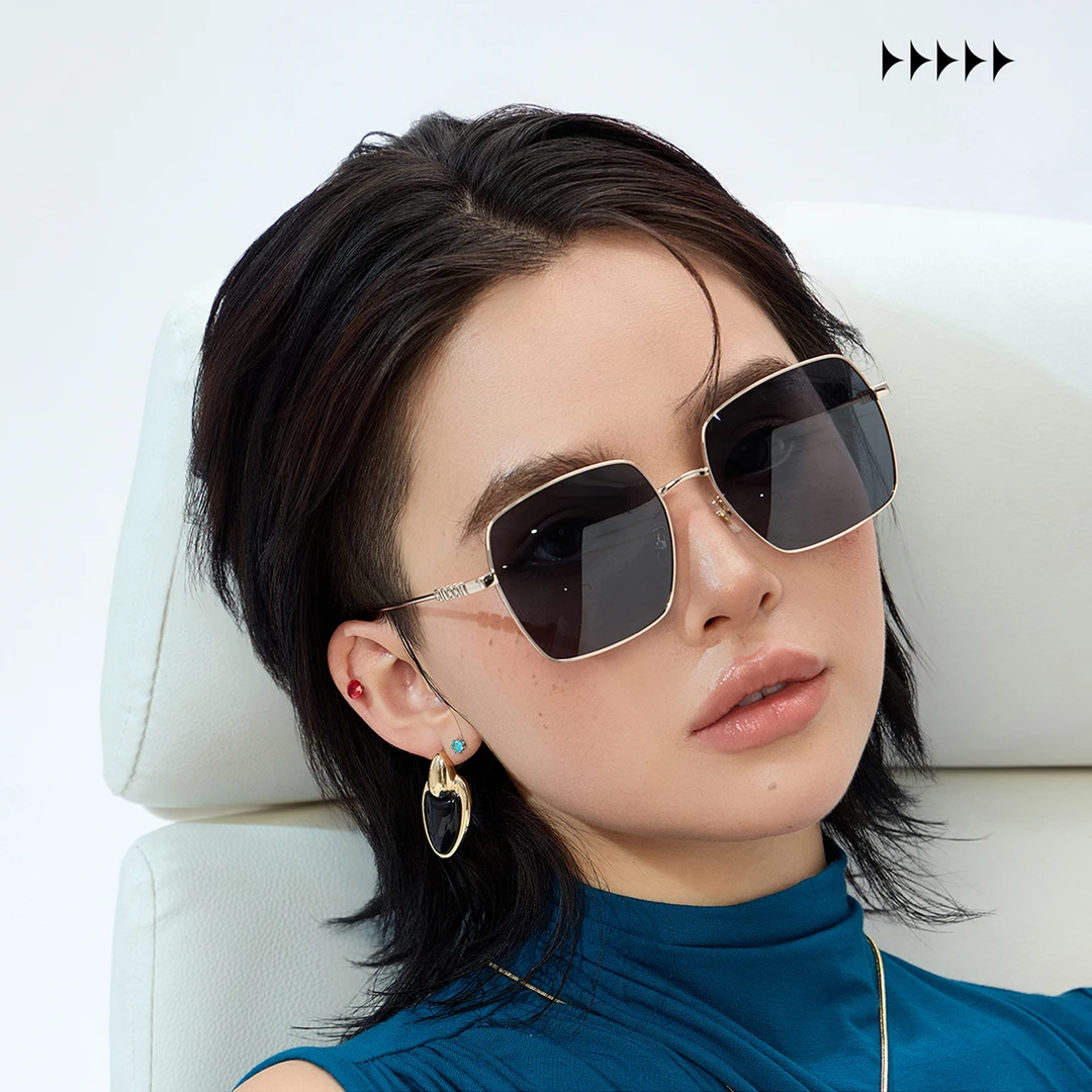 酷七大框墨镜高清偏光镜片高级感新款大脸显瘦太阳镜防紫外线飒女