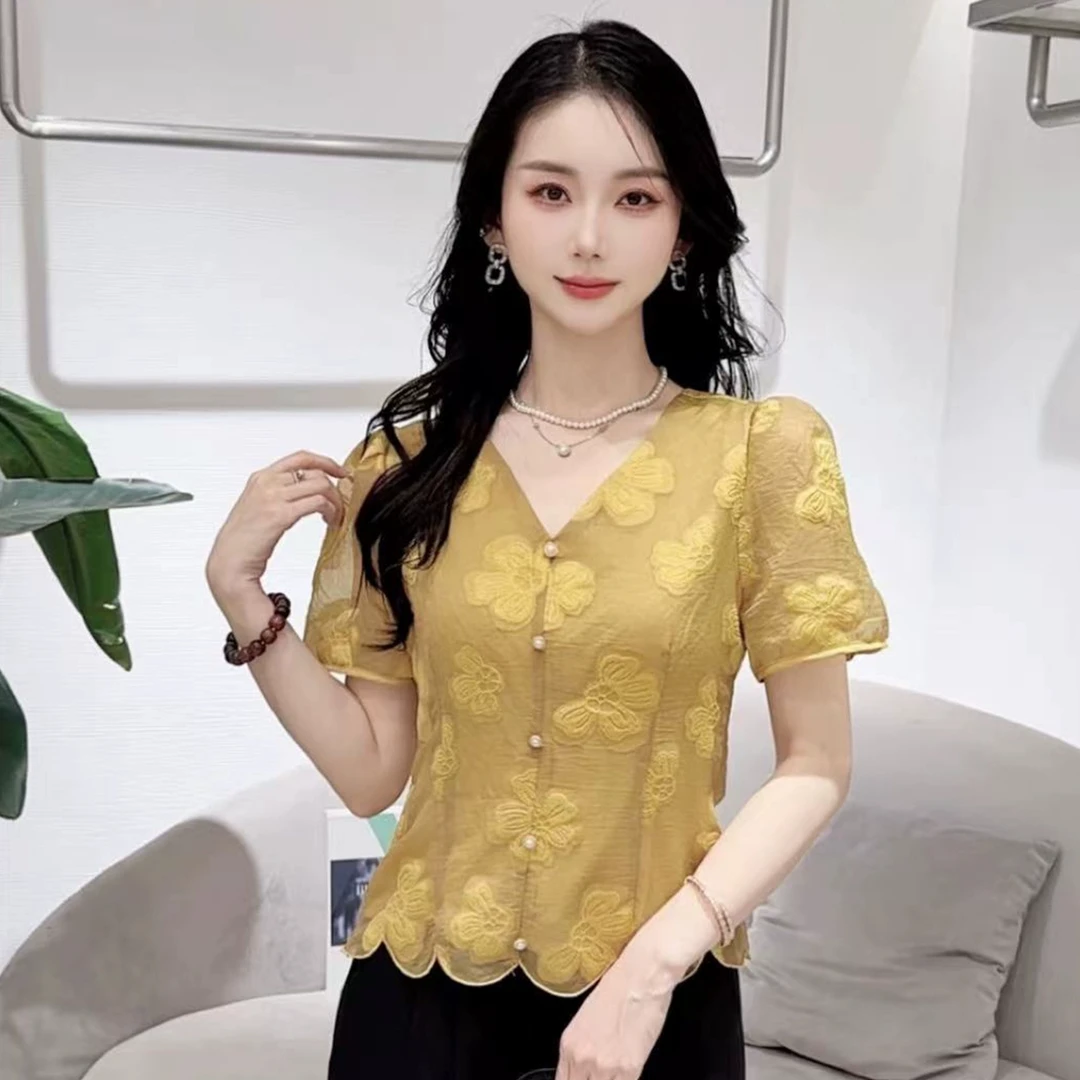 时尚提花短袖衬衫女2025夏季新款洋气显瘦减龄修身遮肉百搭上衣潮