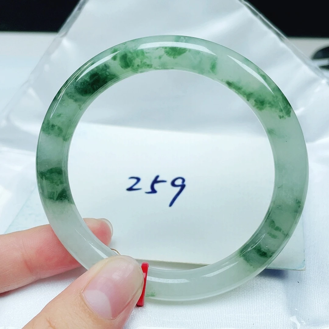 翡翠未镶嵌手镯（圆镯）圆条53