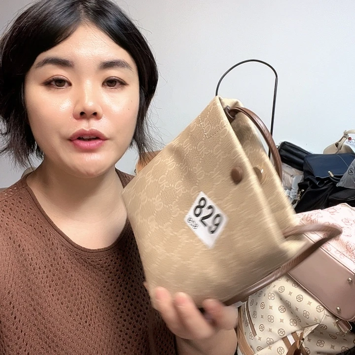 PVC包包包包包包吧