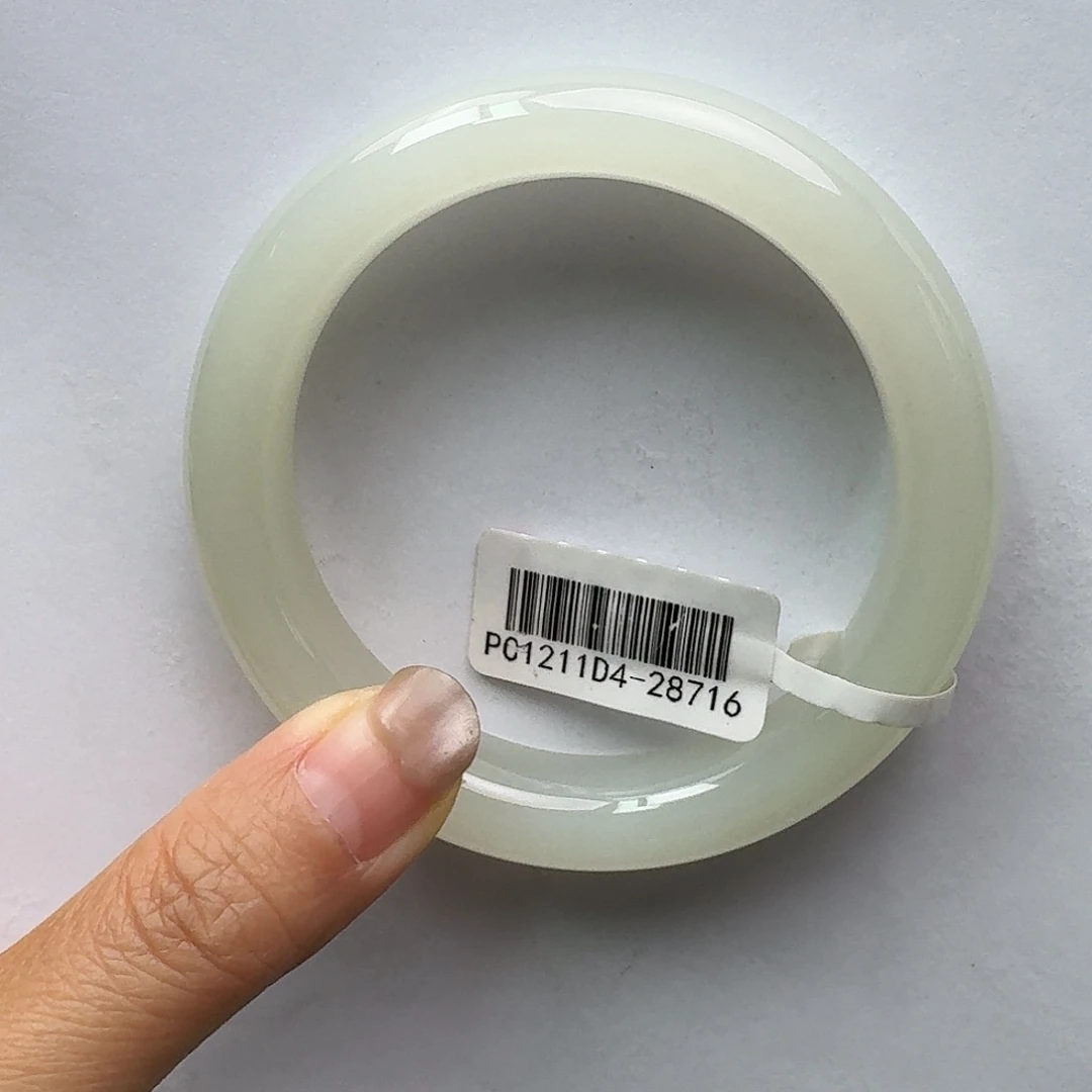 和田玉未镶嵌手镯56