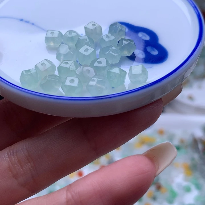 翡翠散珠随型一手
