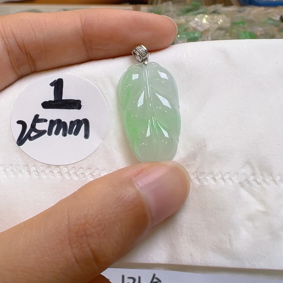 翡翠18K金镶嵌吊坠(不含链)翡翠