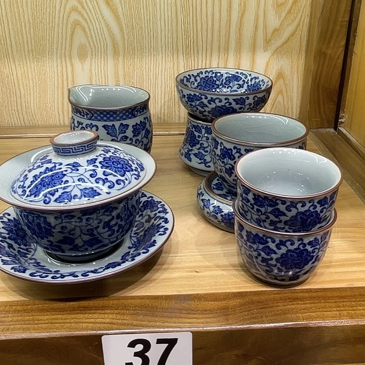 湾***头青花缠枝莲7件套茶具