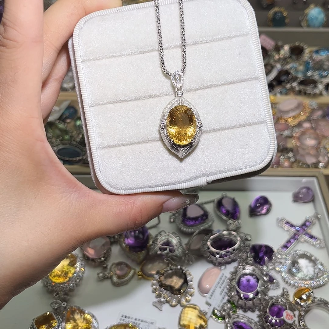 925银无黄水晶吊坠