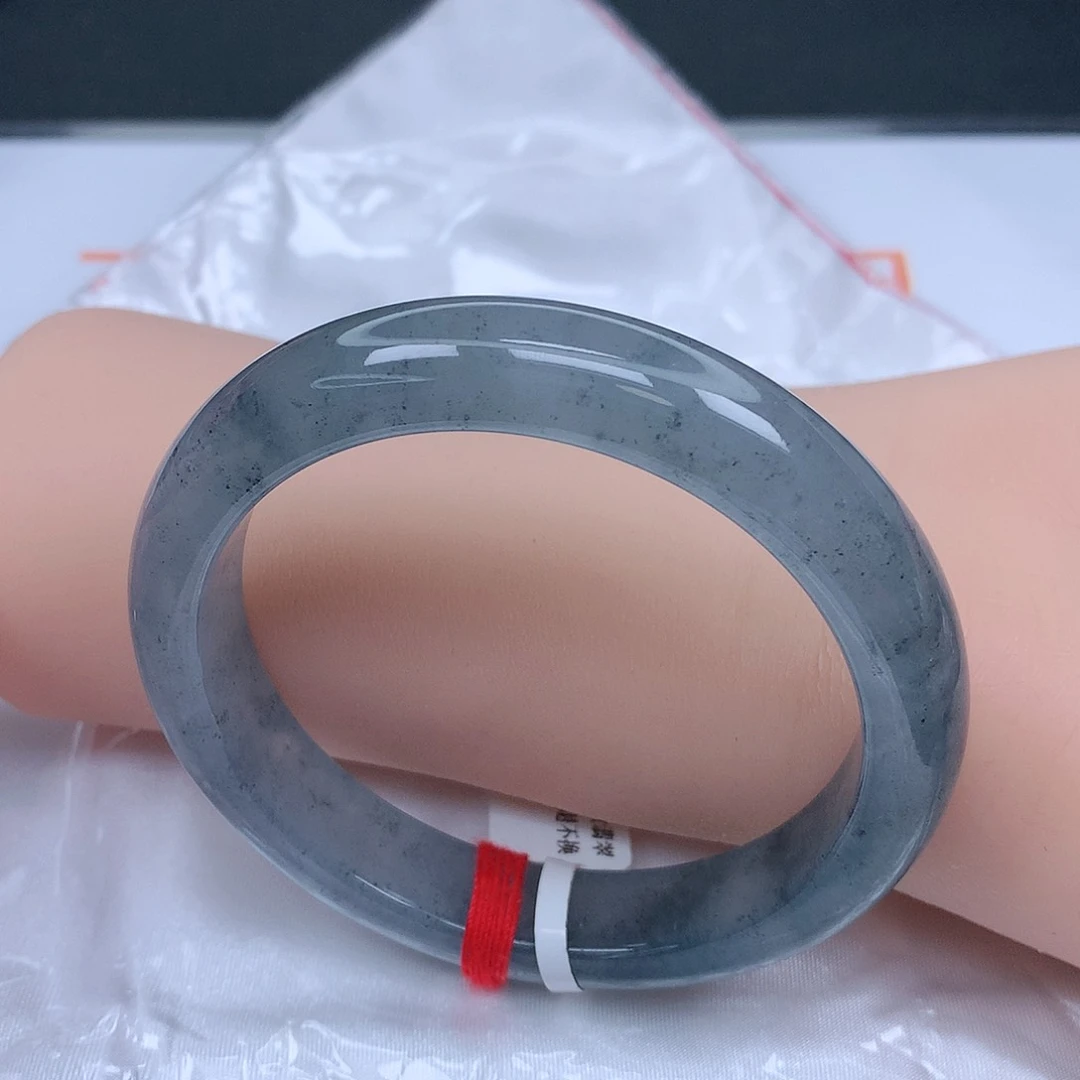 【闪购商品】未镶嵌手镯翡翠，57