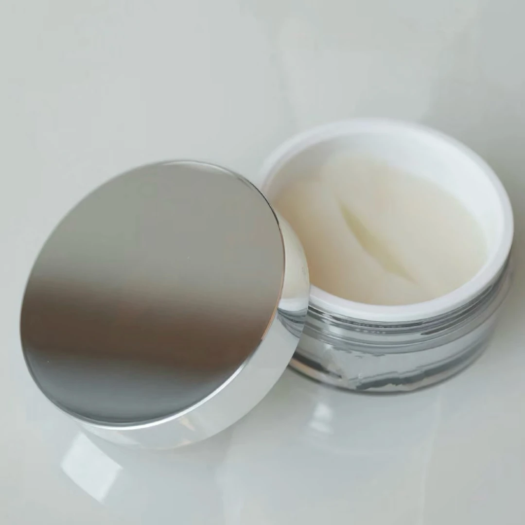 小姿眼膜紧致多采持久保湿