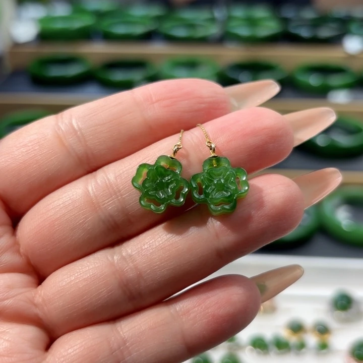 银S925镀金镶嵌和田玉耳饰