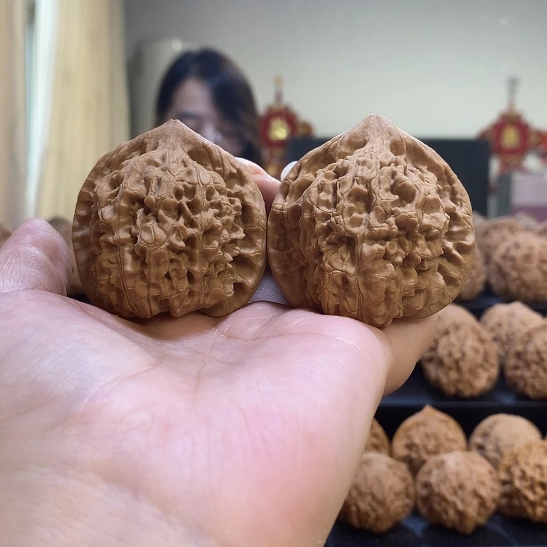 把件文玩核桃47官帽尖有伤