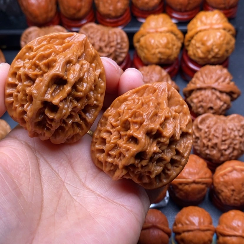 【闪购商品】文玩核桃把件43帝王