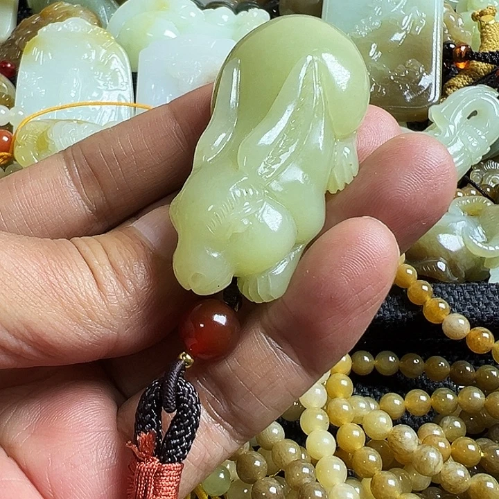 阿***发和田玉未镶嵌吊坠(不含链)