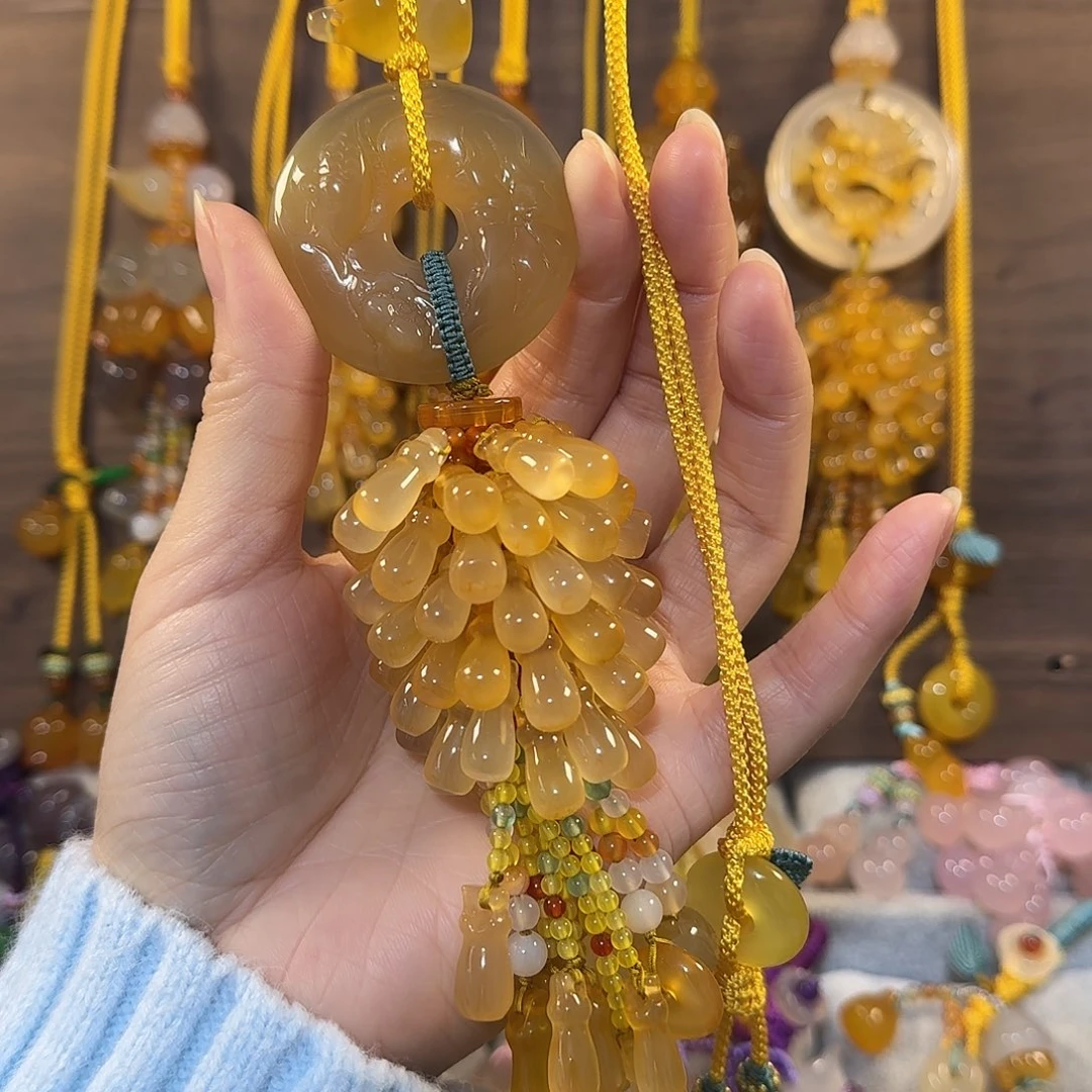 s***e玛瑙/玉髓未镶嵌福利款挂件通货料子不挑新疆西藏不包邮