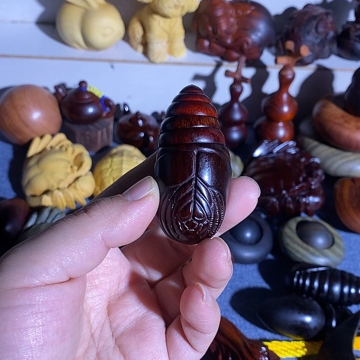 非洲紫檀（红花梨）蝉蛹蝉蛹蝉蛹