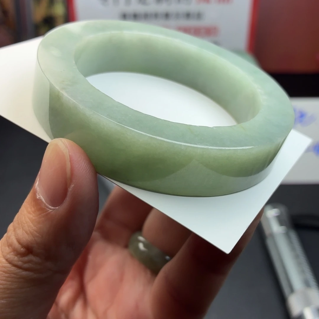 ****风未镶嵌手镯定制翡翠