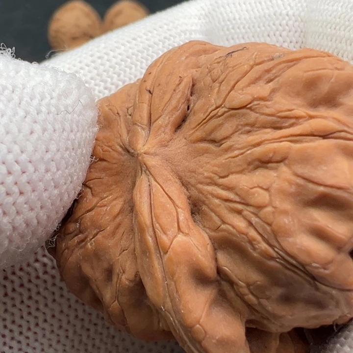 吊坠文玩核桃元宝瑕疵12