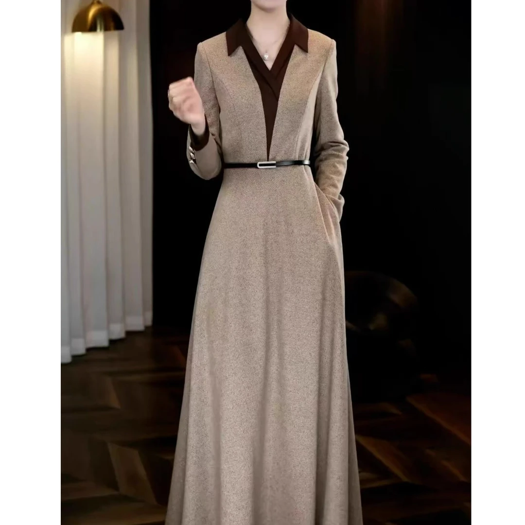 复古轻奢通勤风长袖连衣裙2025秋新款优雅气质显瘦A字裙5539#