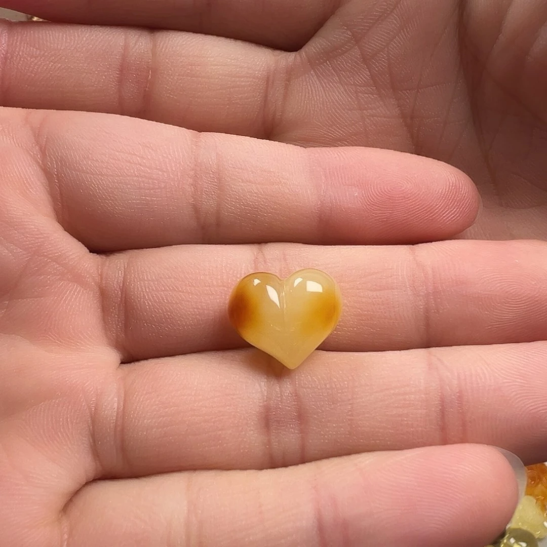 蜜蜡颈饰未镶嵌屁桃提溜（打孔不退换）