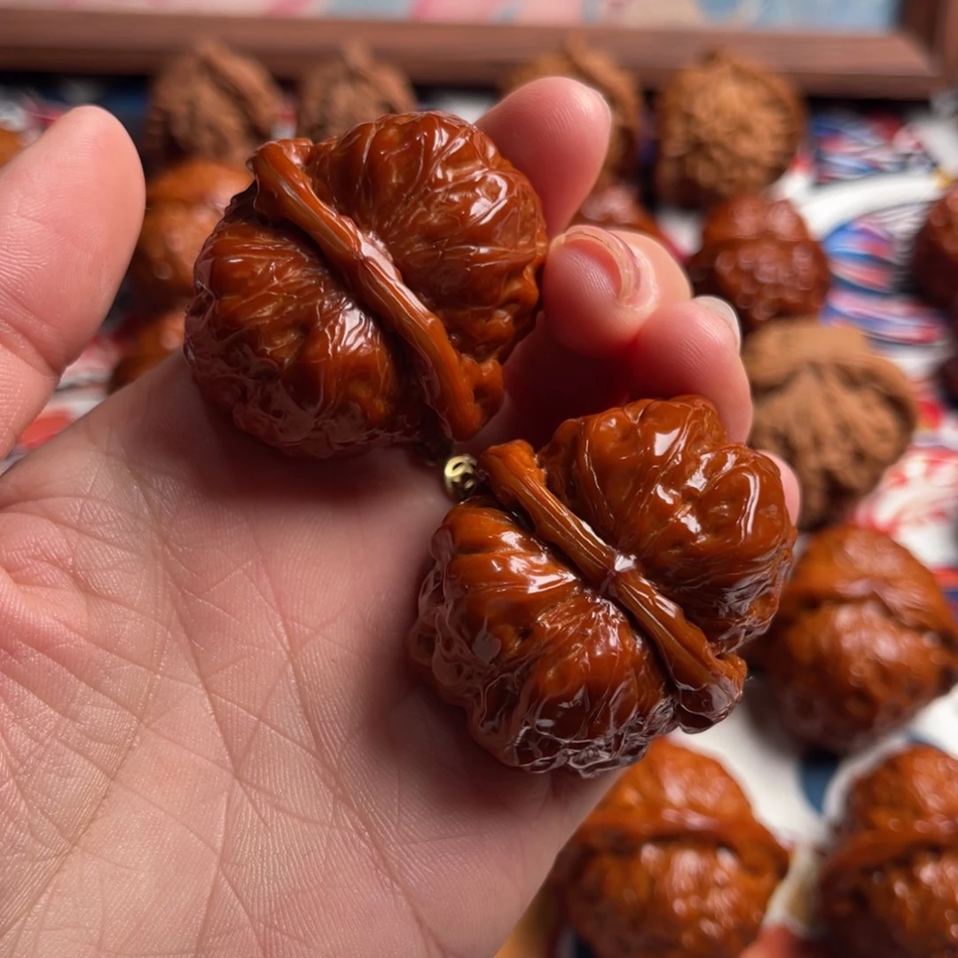 文玩核桃吊坠蛤蟆头38