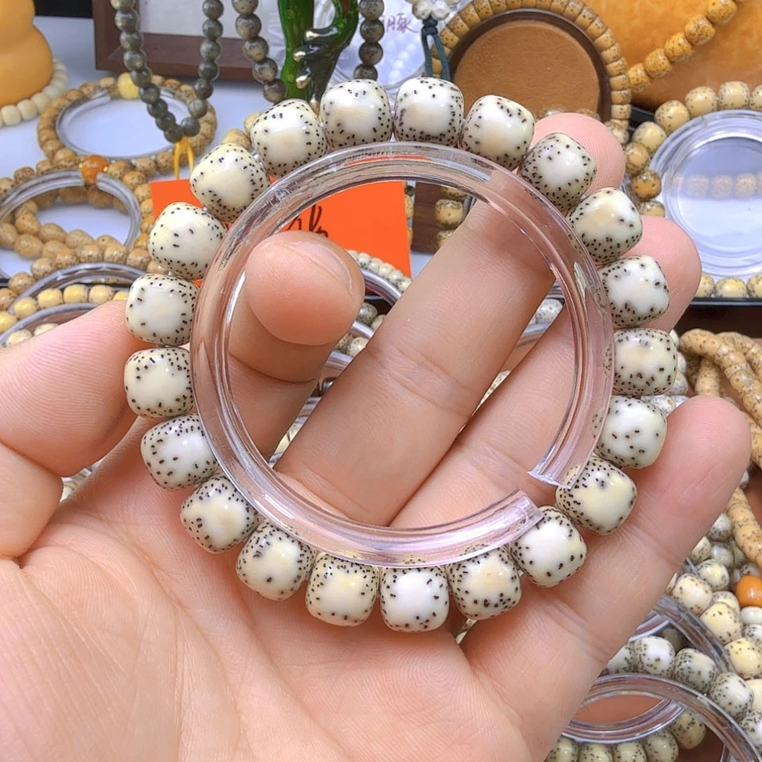 星月菩提手串11侧留白