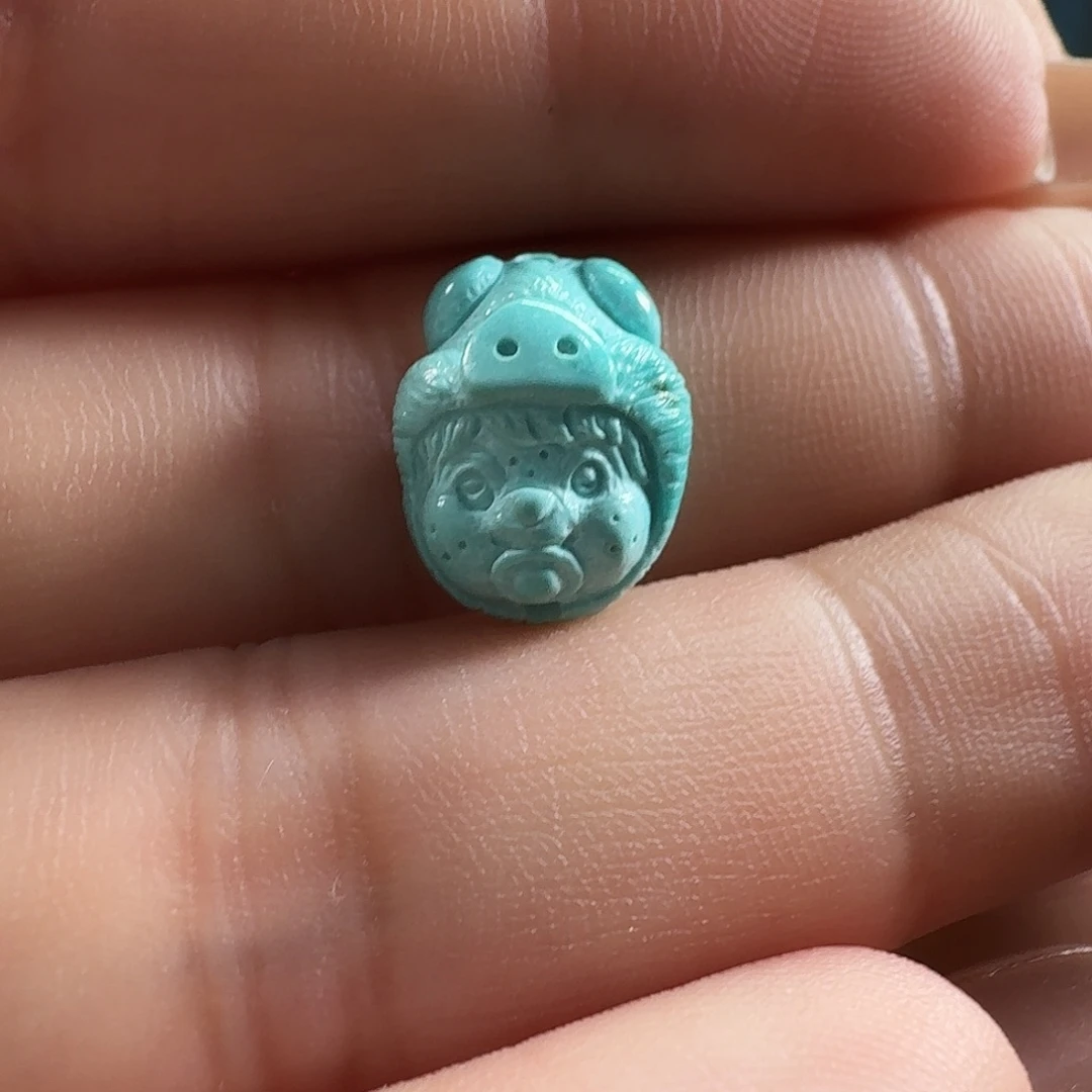 绿松石未镶嵌颈饰