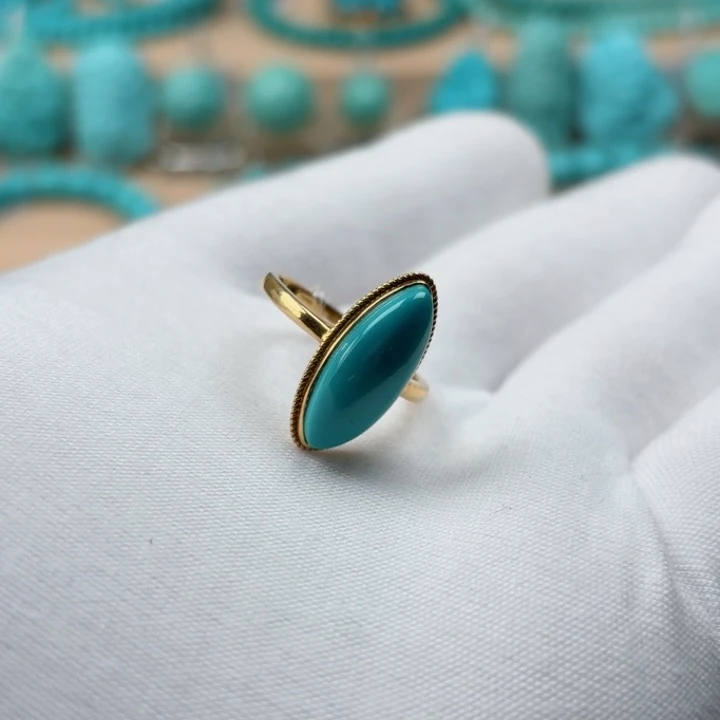 绿松石18K金镶嵌珠宝奇石