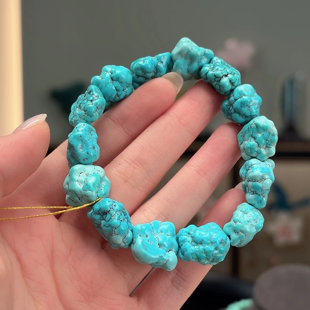 绿松石未镶嵌颈饰