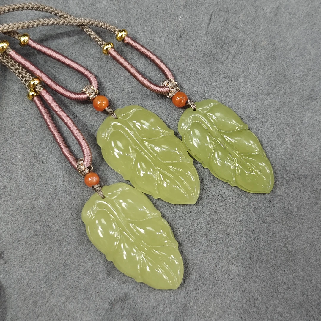 【书记甄选】天然和田玉叶吊坠 多样性发一件 SS4189