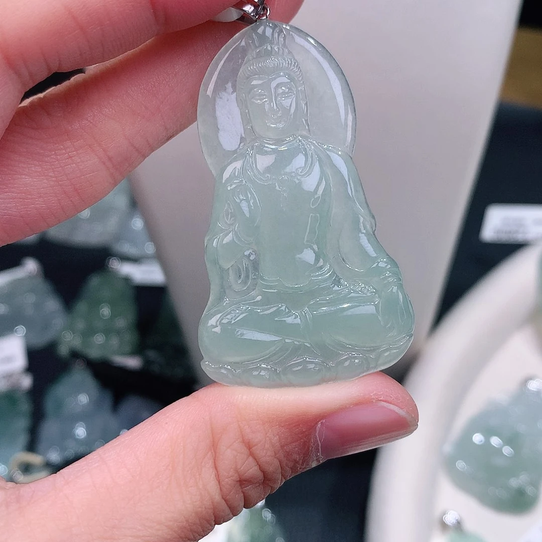 颈饰18K金镶嵌翡翠48.4-28.9-3.4