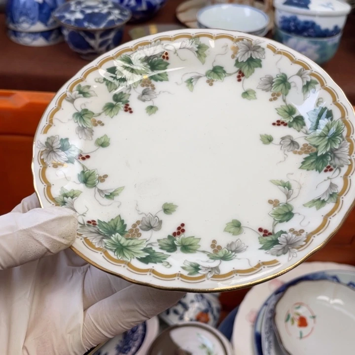 陶他家瓷器真美…开播了