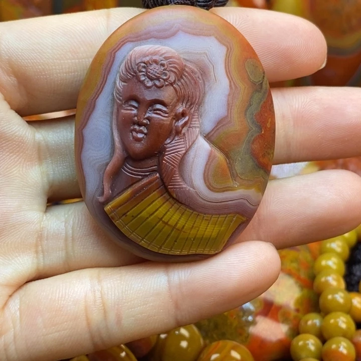 玛瑙/玉髓颈饰未镶嵌你****。