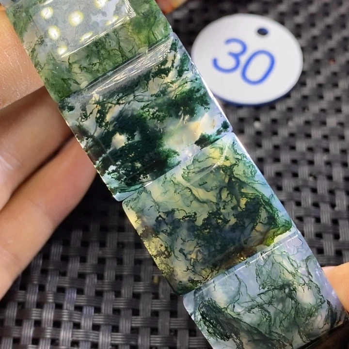 玛瑙/玉髓颈饰未镶嵌北*