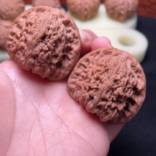 【闪购商品】把件文玩核桃南疆边45.5