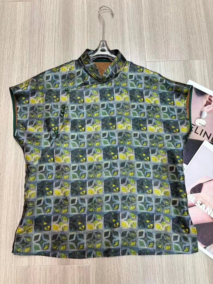 谢美丽-精选方格国风嫩绿上衣衬衫新中式