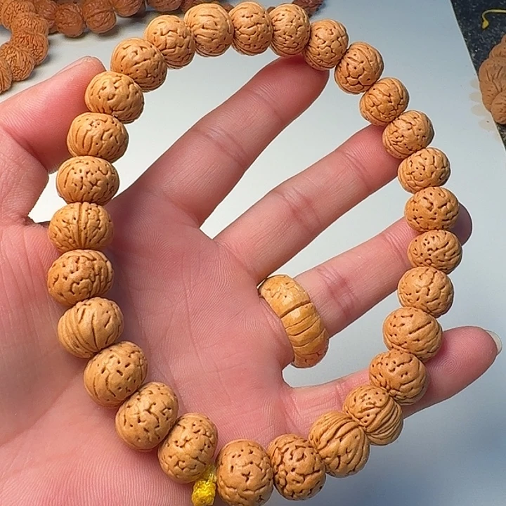 吊坠桃核树王纽扣桃核手持15mm