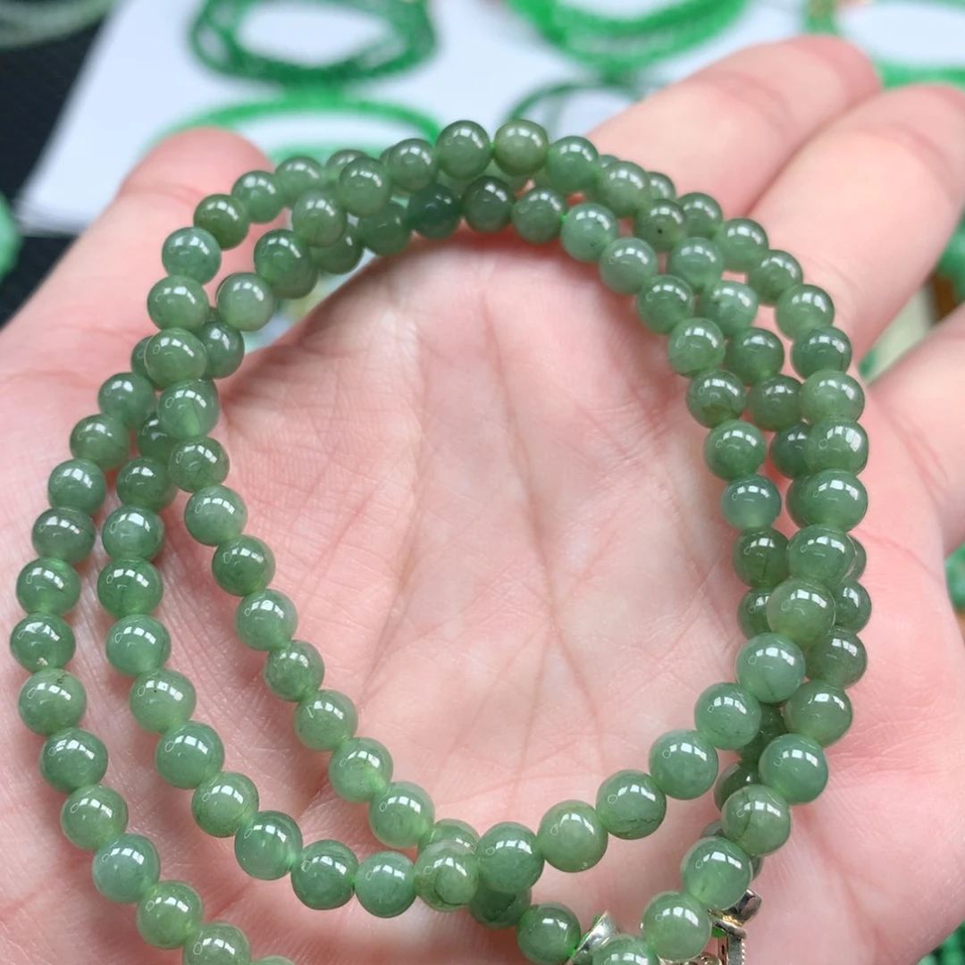翡翠手链未镶嵌翡翠