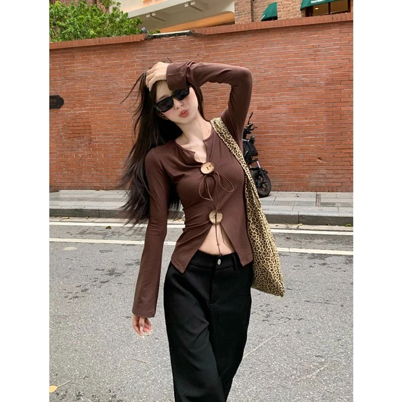 晨领特价【原版面料-品质】设计感V领开叉纽扣T恤女装早秋显瘦上