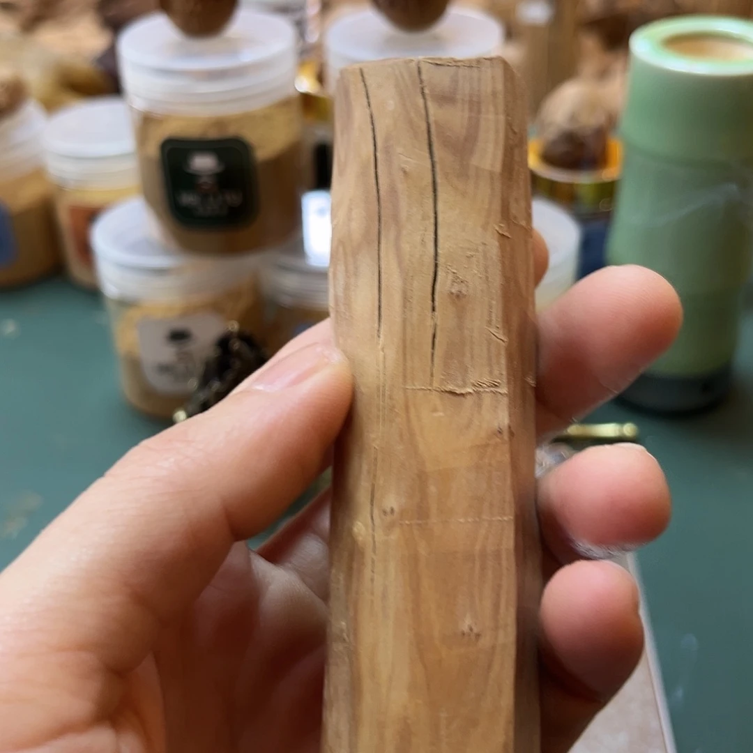 檀香木其他用***9正区老山檀手把件72.4克