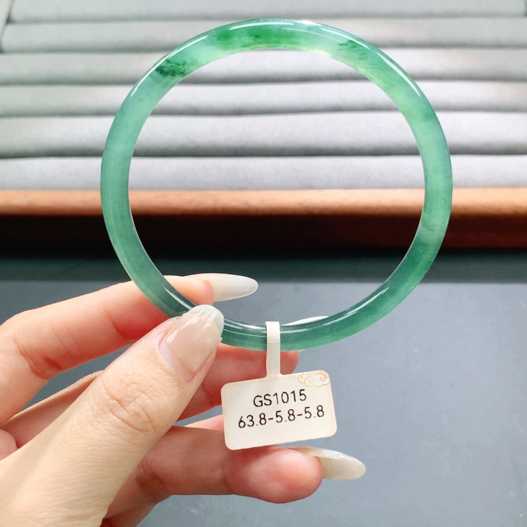 翡翠未镶嵌手镯天然
